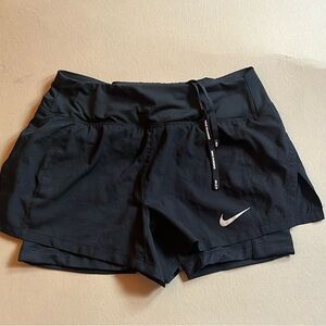 Nike Black Athletic Shorts Lightweight Design